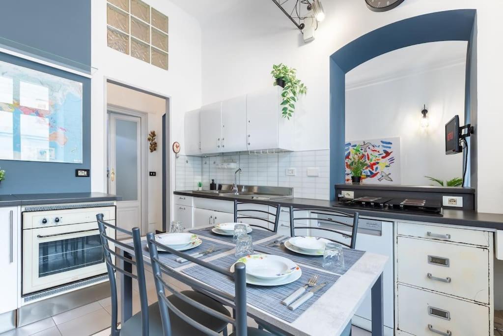 Historical Suite - Pieno Centro - Porta Nuova- Piazza Castello Torino Dış mekan fotoğraf