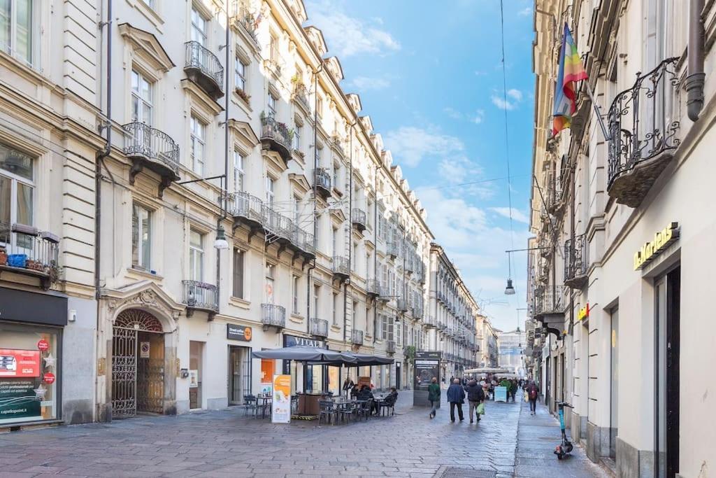 Historical Suite - Pieno Centro - Porta Nuova- Piazza Castello Torino Dış mekan fotoğraf
