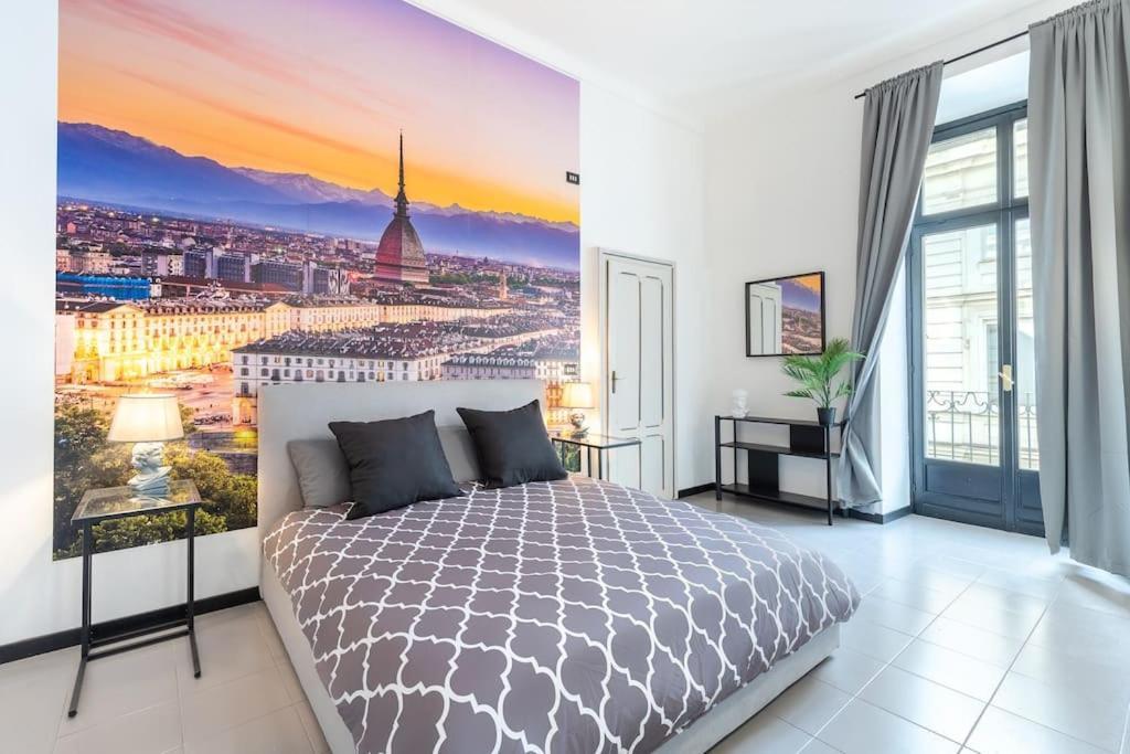 Historical Suite - Pieno Centro - Porta Nuova- Piazza Castello Torino Dış mekan fotoğraf